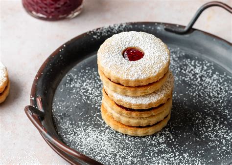 Linzer Cookies With Raspberry Jam Filling Baking Is Therapy