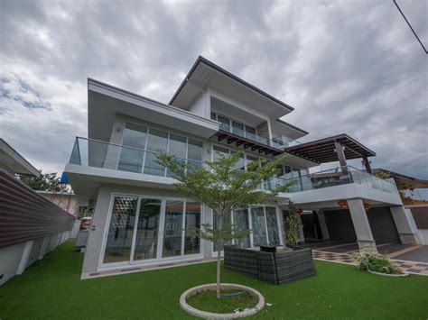 Rm 1 350 per month. Glass House Tmn Nordin, Tawau - Updated 2019 Prices