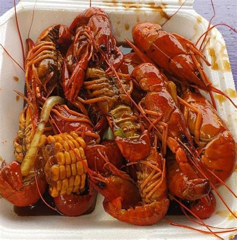 Best Local Seafood Restaurant Near Me - LOQCAL