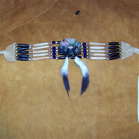 Native American Antiqued Bone Hairpipe Choker