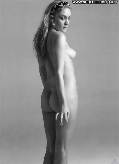 Chloe Sevigny The Brown Bunny Magazine Celebrity Pretty Posing Hot Famous And Nude