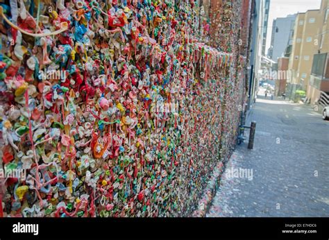 Chewing Gum Wall Pike Place Market Seattle Stock Photo Alamy