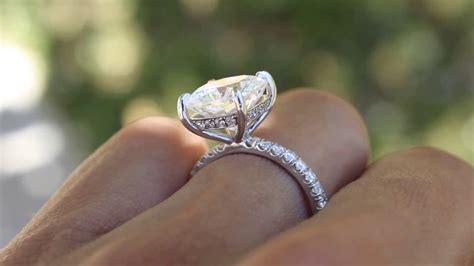 The Top 10 Most Beautiful And Unique Engagement Rings The Wow Style