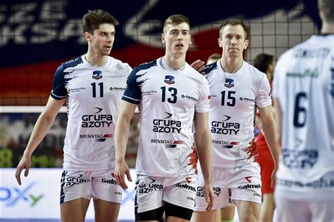 Account statistics of kamil semeniuk @_kamil_semeniuk_ based on latest 12 media. The Next Big Thing in Volleyball: Kamil Semeniuk - EEVZA