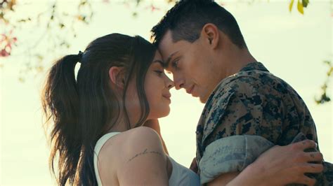Sofia Carson E Nicholas Galitzine Vivem Um Romance Complicado Em Trailer De Contin Ncia Ao Amor