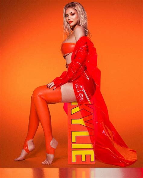 To celebrate summer coming up, she announced a massive amount of new products for the kylie cosmetics. Kylie Jenner - Kylie Cosmetics: Summer Collection 2018 - GotCeleb