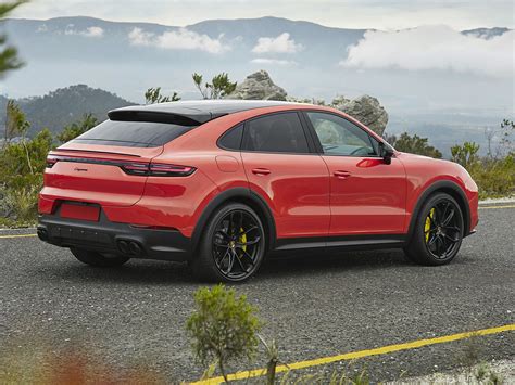 2022 Porsche Cayenne Coupe S 4dr All Wheel Drive Pictures