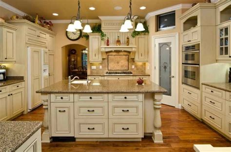 But in reality, whenever we are facing a change of any kind, there are usually things to consider…that sofa that was too expensive to replace…the room you just painted. French Country Kitchen Cabinet Hardware