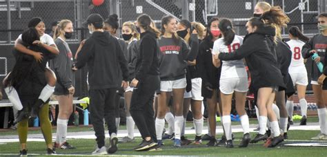 Photos Harvard Westlake Girls Soccer Defeats Villa Park 5 0 To Win