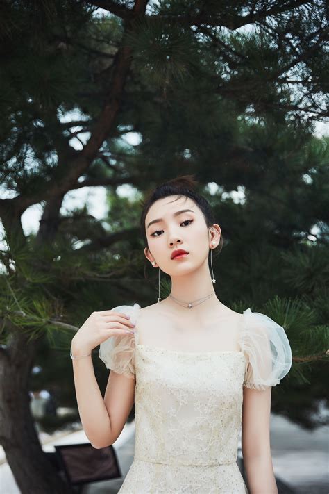 Join facebook to connect with 孙一宁 and others you may know. 孙艺宁全新写真曝光 风格多变美且自得_摄影