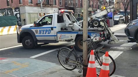 Nypd Tow Truck Towing With Lights On Youtube