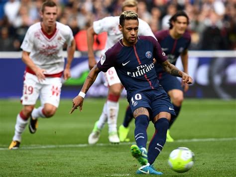 Add this video to your web page. Neymar penalty, free kick goal, Cavani, PSG v Bordeaux ...