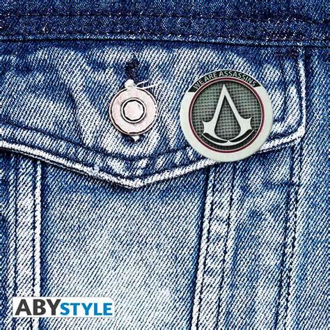 Assassin S Creed Crest Pin S Pin Badge Abystyle Assassins Creed