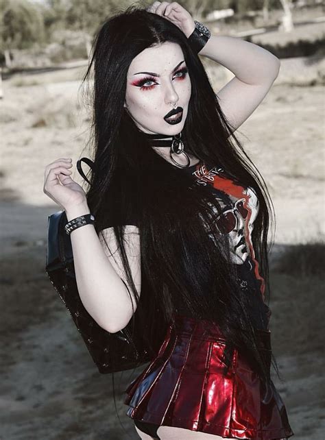 Pin By Laurie Angel Gothic Raider An On Kristiana Amy Lee Freak 99