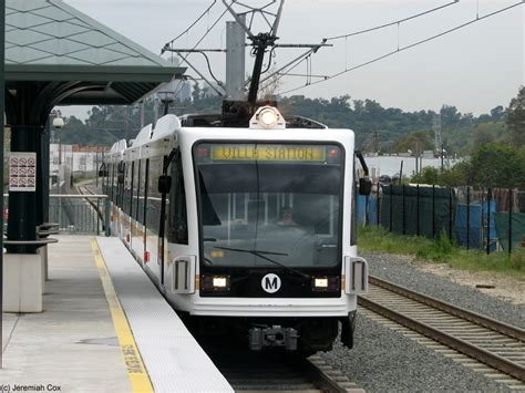 The citylynx gold line is a streetcar line in charlotte, north carolina, united states.the line is an extension of the charlotte area transit system's lynx rail system and is ultimately intended to connect the university park area of west charlotte with eastland community transit center in east charlotte via uptown charlotte. Heritage Square/Arroyo (LA Metro Gold Line) - The SubwayNut