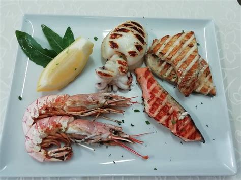 Viva rosa with the single battlestar a song from the album sunrise at viva fiesta. LA ROSA DEI VENTI, Candela - Via delle Grazie 15 - Menu ...