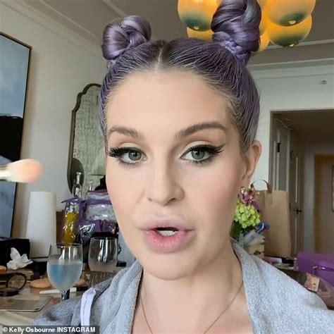 Kelly Osbourne Has Not Done Plastic Surgery Amid Stupid Rumors Over Her Stunning New Look