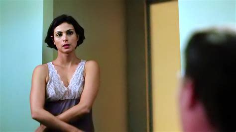 Morena Baccarin In Homeland Famous Nipple