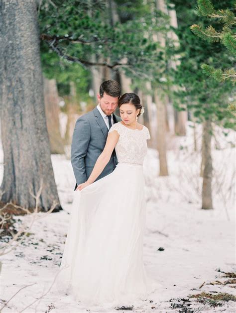 Romantic Winter Wedding Ideas In The Snow California Wedding Inspiration