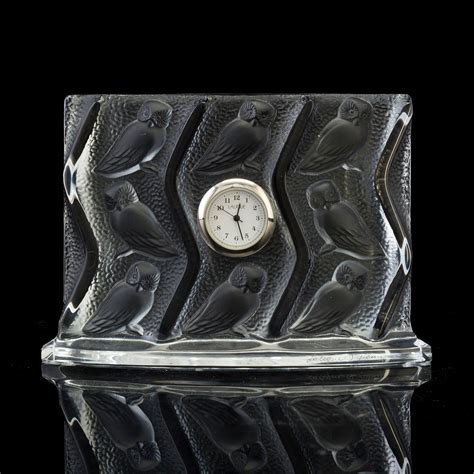 Lalique has been creating beautiful and luxurious objet d'art for over a century. BORDSUR, glas, Lalique. - Bukowskis
