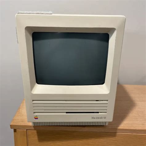 Vintage 1986 Apple Macintosh Se Model M5011 Computer Untested Powers On