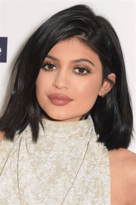 kylie jenner challenge viral videos and pictures of big lips glamour uk