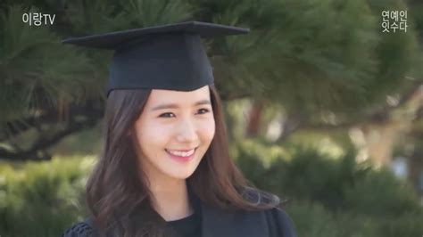 [snsd] Graduation Ceremony Of Member Girls Generation Yoona At Dongguk University Youtube