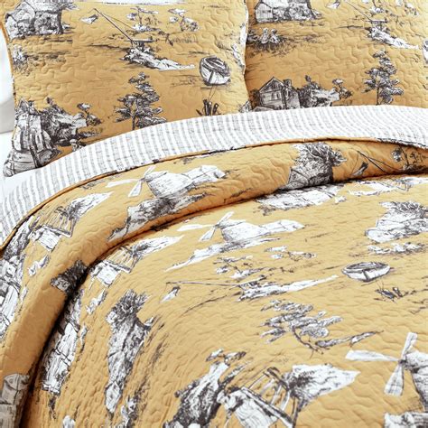 French Country Toile Cotton Reversible Quilt Yellowgray 3pc Set Fullqueen Toile Bedding Cute