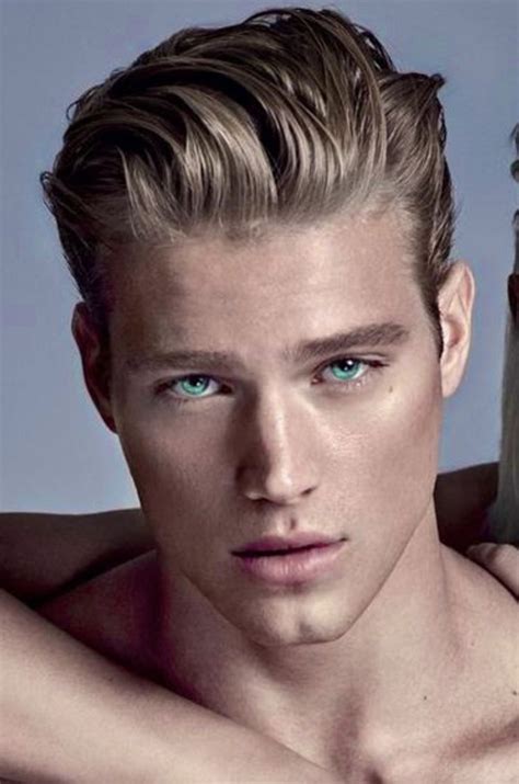 Pin By Gee Pin On Caballeros Beautiful Men Faces Blonde Male Models Blonde Guys