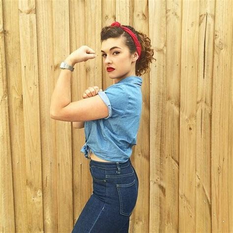My daughter and i thought it would be fun to put together a quick costume with the iconic rosie the riveter as our muse. Rosie the Riveter | Cheap halloween costumes, Easy adult ...