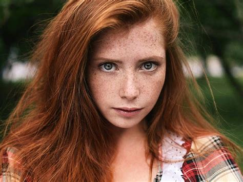 Pin By Рыжий Прохвост On Ginger Girls And Freckles Redheads Redhead Girl Beautiful Redhead