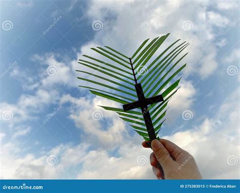 Lentholy Weekpalm Sunday And Good Friday Concepts Heart Shaped Of