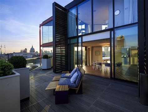 Neo Bankside Inside A Penthouse By The Thames Next To The Tate And