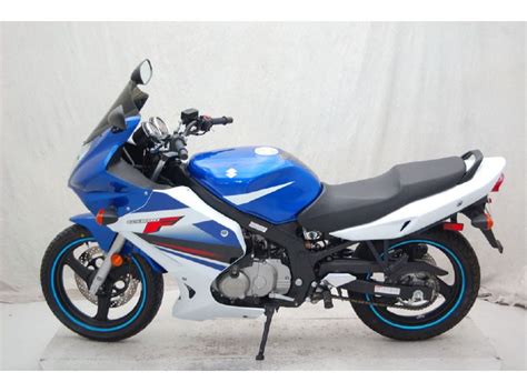 The suzuki gs500 is an entry level motorcycle manufactured and marketed by the suzuki motor corporation. Buy 2009 Suzuki GS500F on 2040motos