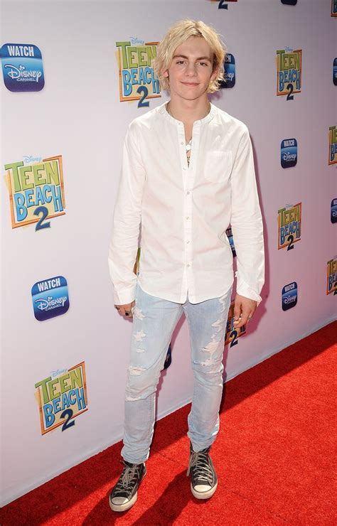 Surfs Up Ross Lynch And The Cast Of Teen Beach Movie 2 Are
