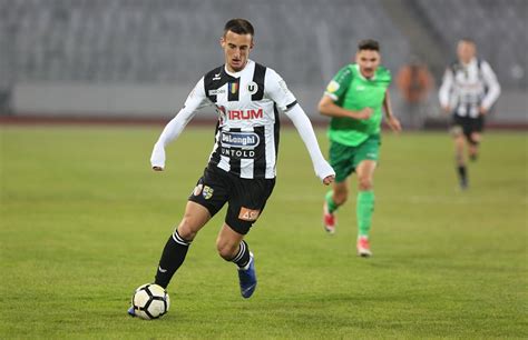 • viitorul şelimbăr has scored a total of 26 goals this season in 3. Viitorul Selimbar vs U Cluj: Ponturi Pariuri - 20.10.2020