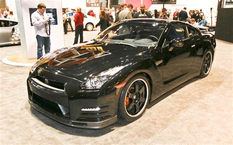 2014 Nissan Gt R Track Edition First Look Automobile