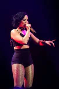 She was serving unbroken era vocals at oakland jingle ball! Demi Lovato: Performing at Kiss 108's Jingle Ball 2015 In ...