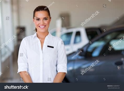 58 Receptionist Car Dealership Images, Stock Photos & Vectors