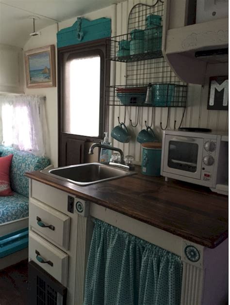 Really, all it was was an insulated box with a little window unit and. 39 Rustic Camper Decor Transformed Into A Cozy Place ...