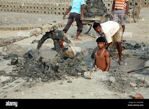 Brick Factory In Sarberia West Bengal India Stock Photo Alamy