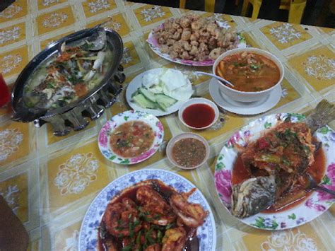 Family style restaurant · kuala kedah. LagunaMerbok: JJCM di Liza Ikan Bakar, Kuala Perlis.