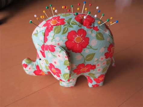 Elephant Pin Cushion Pin Cushions Patterns Sewing Cushions Diy Pin