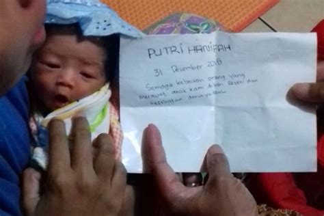 Bikin Geger Warga Jatinangor Bayi Malang Dibuang Di Kandang Sapi