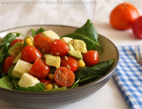 Place the avocado slices next to the mozzarella, then scatter with the pine nuts, balsamic vinegar, torn basil and seasoning. Marinated tomato, avocado and mozzarella salad - Amuse ...