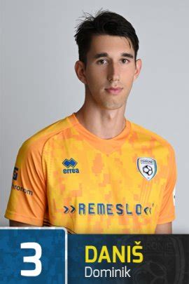 In the transfer market, the current estimated value of the player james weir is. photo Danis