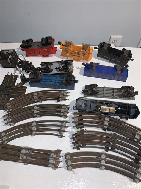 Vtg 36 Piece Lot Lionel Marx O Gauge Train Set Untested Engine Tracks