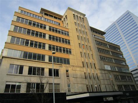 The Barron Building: An Art Moderne Symbol of Calgary's ...