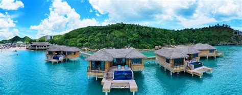 Geographical and historical treatment of antigua and barbuda, islands that form an independent state in the lesser antilles in the eastern caribbean sea, at the southern end of the leeward islands chain. Book The Luxurious All Inclusive Royalton Antigua Resort ...