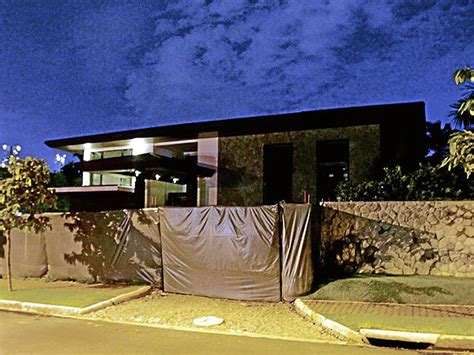 The house and car collection of manny pacquiao is still unknown. Biz Buzz: Pacquiao's 'cribs' for sale | Inquirer Business